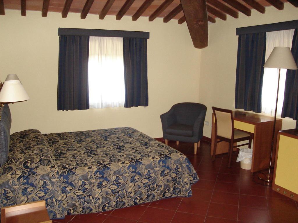 Hotel La Vedetta Livorno Bagian luar foto