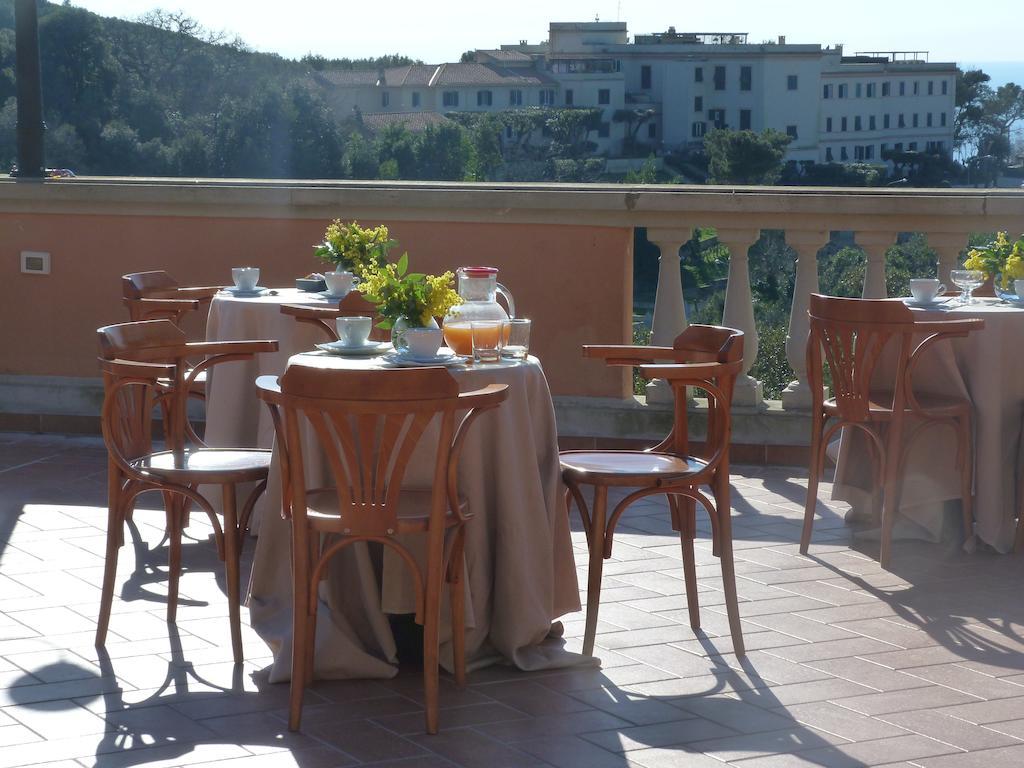 Hotel La Vedetta Livorno Bagian luar foto