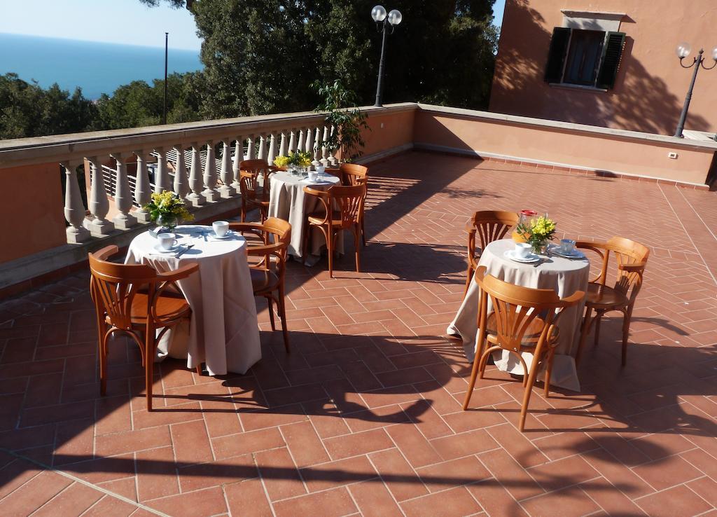 Hotel La Vedetta Livorno Bagian luar foto