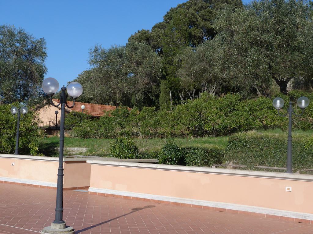 Hotel La Vedetta Livorno Bagian luar foto