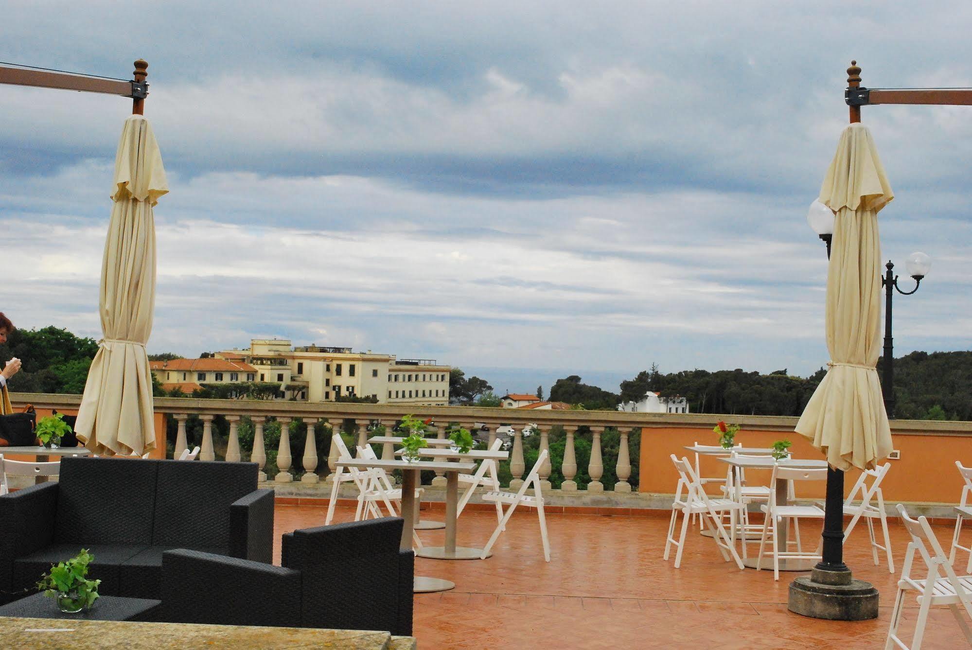 Hotel La Vedetta Livorno Bagian luar foto